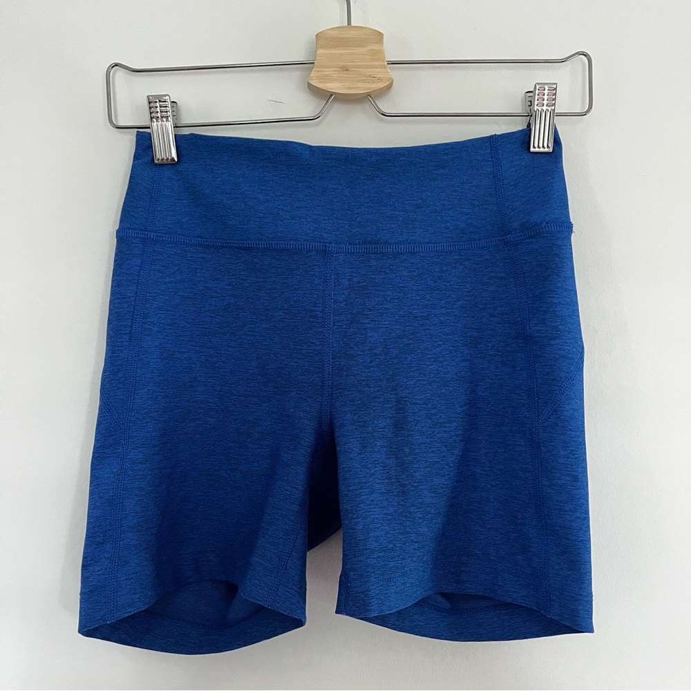 Outdoor Voices 5” warm up shorts S
